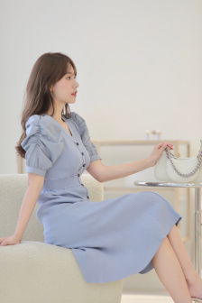 高压监狱女狱警满天星叫什么名字
